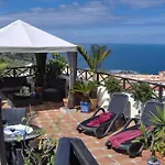 Mit Kleiner Innenhof-terrasse Im Mediterranen Stil Апартаменты
